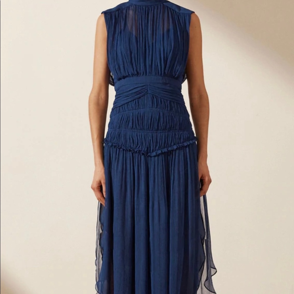Safira sleeveless open back midi dress